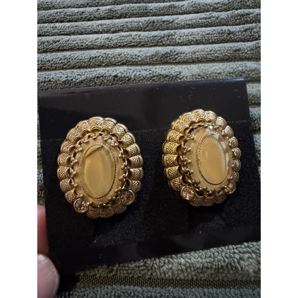 Vintage W. Germany Gold Tone Oval‎ Clip On Earrings Elegant Rhinestone Accents